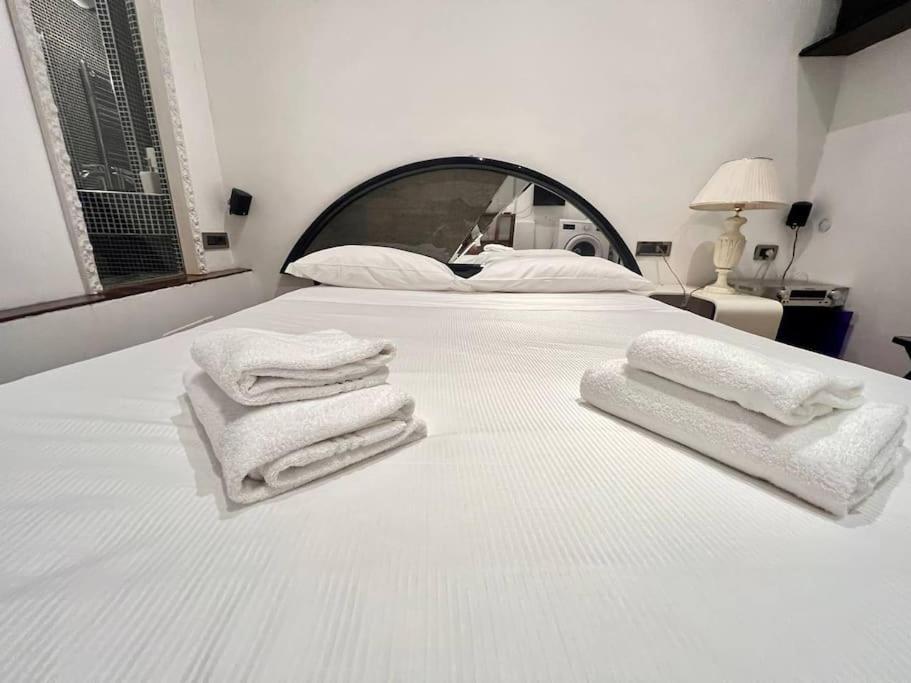 Old Town Florence- Love Apartment Zewnętrze zdjęcie